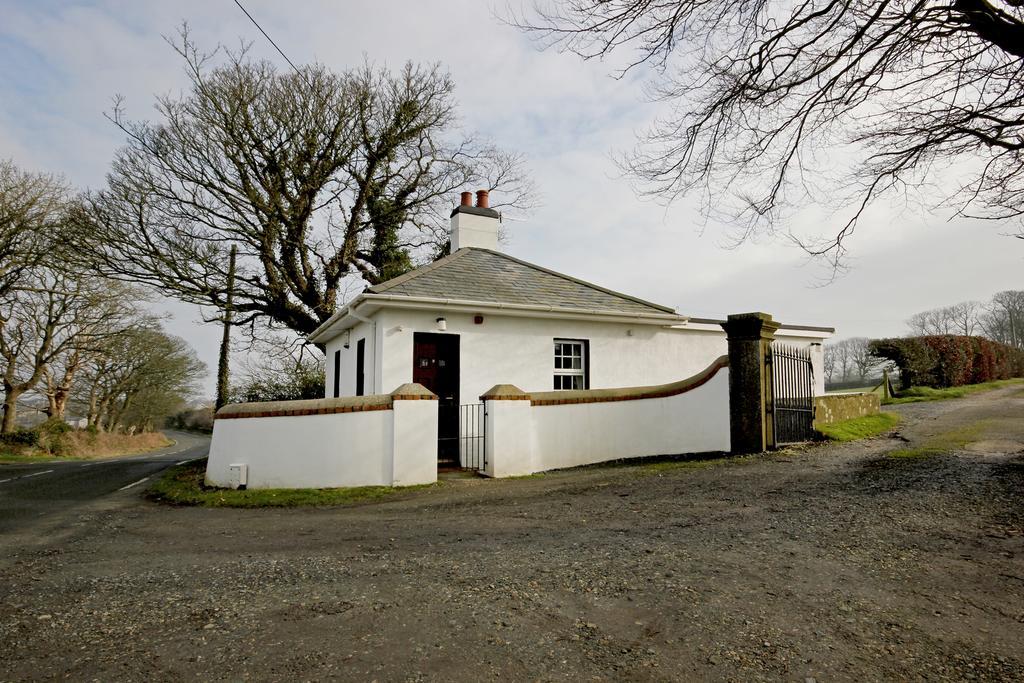 Lastra Farm Hotel Amlwch Room photo