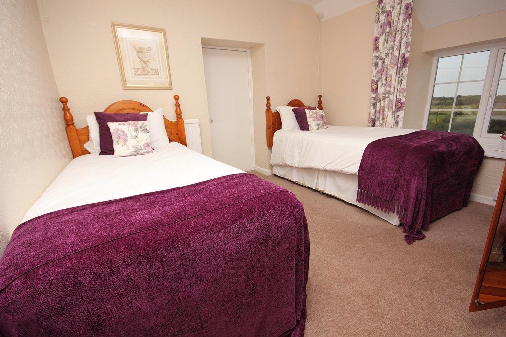 Lastra Farm Hotel Amlwch Exterior photo